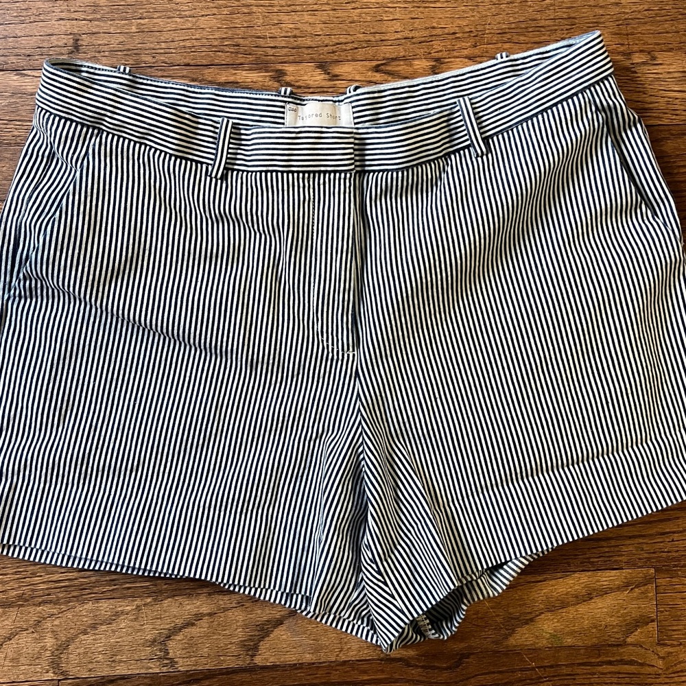 GAP tailored striped shorts 14R